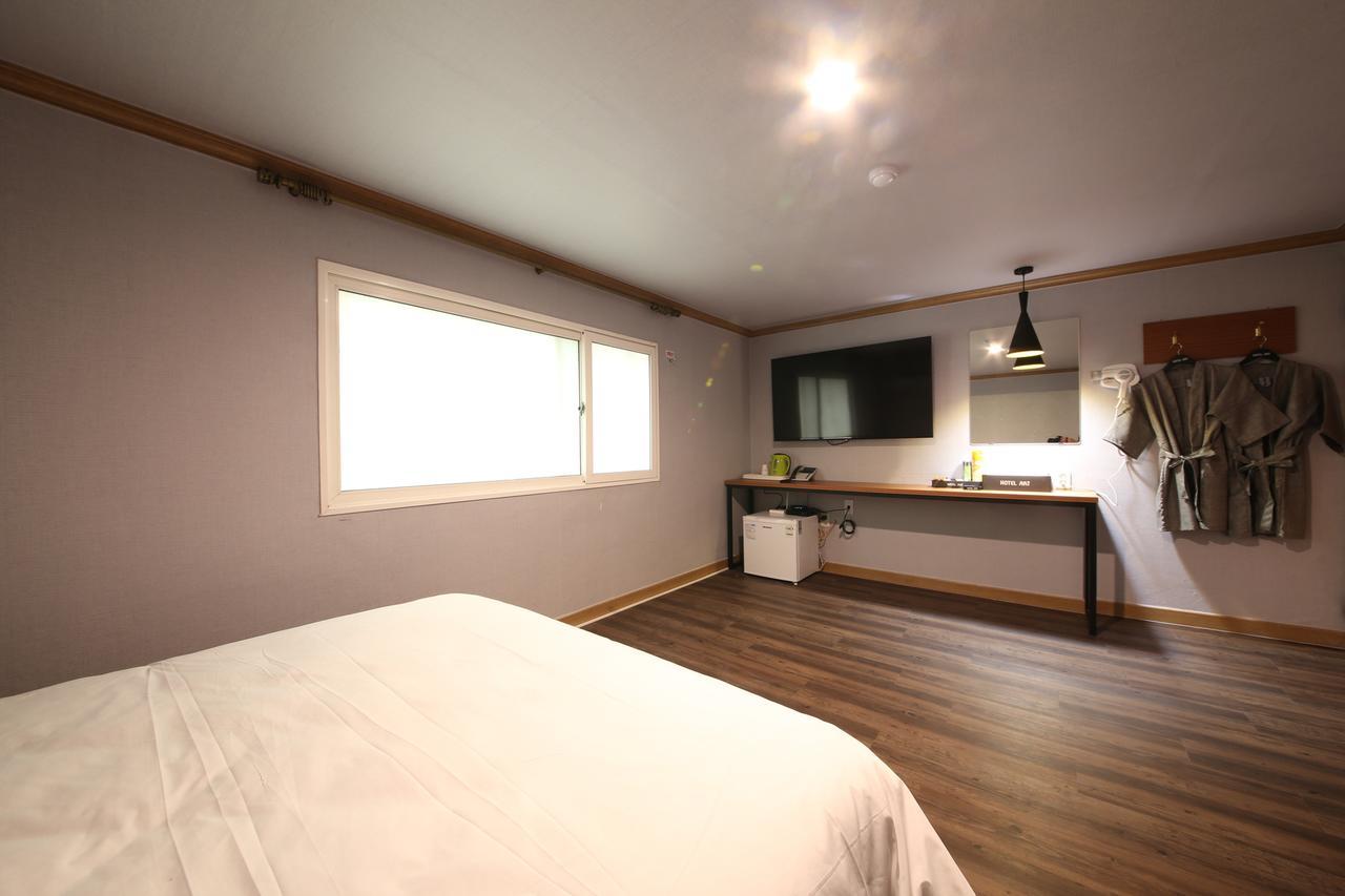 Art Hotel Gumi Екстер'єр фото